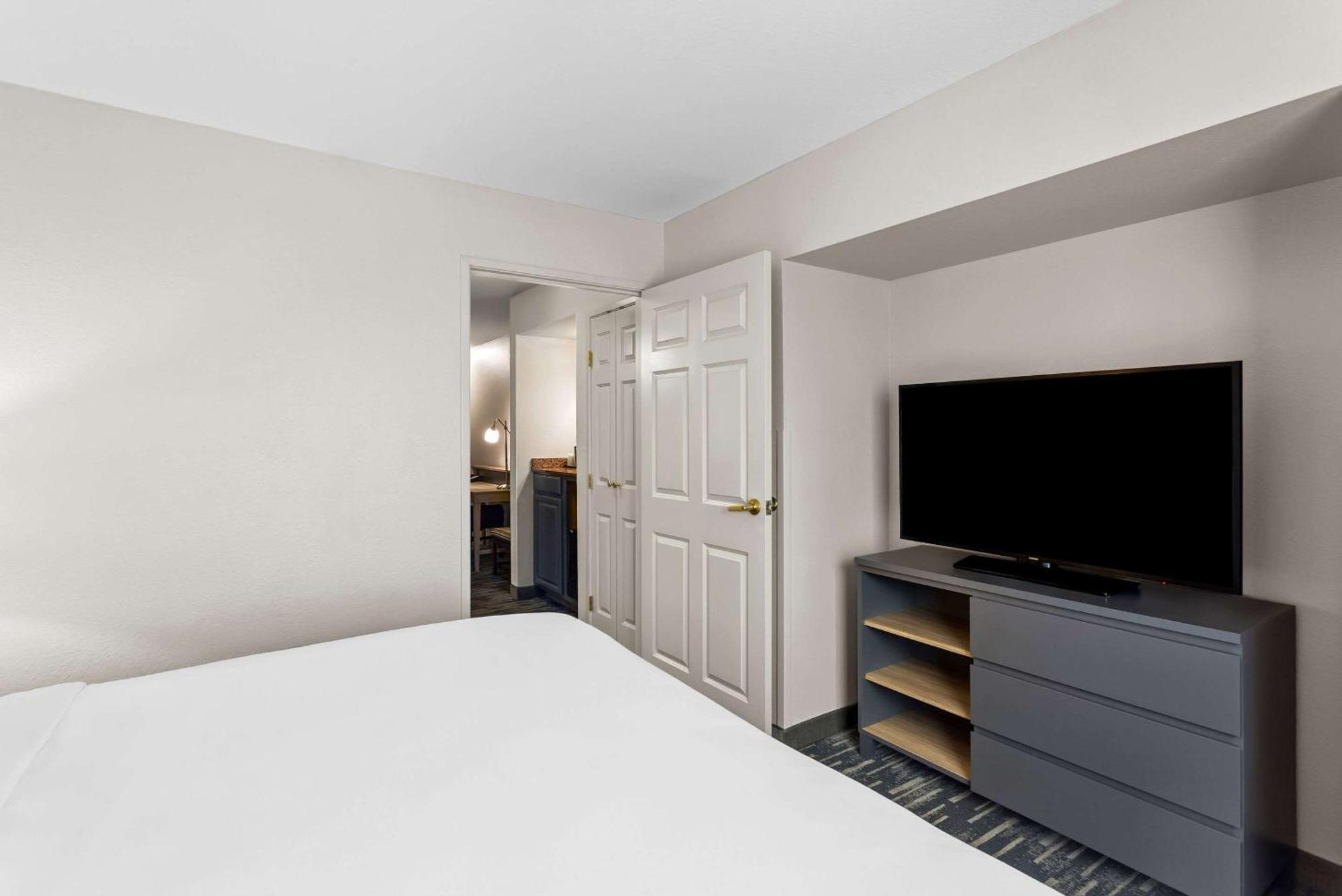 Country Inn & Suites By Radisson, Portage, In Esterno foto