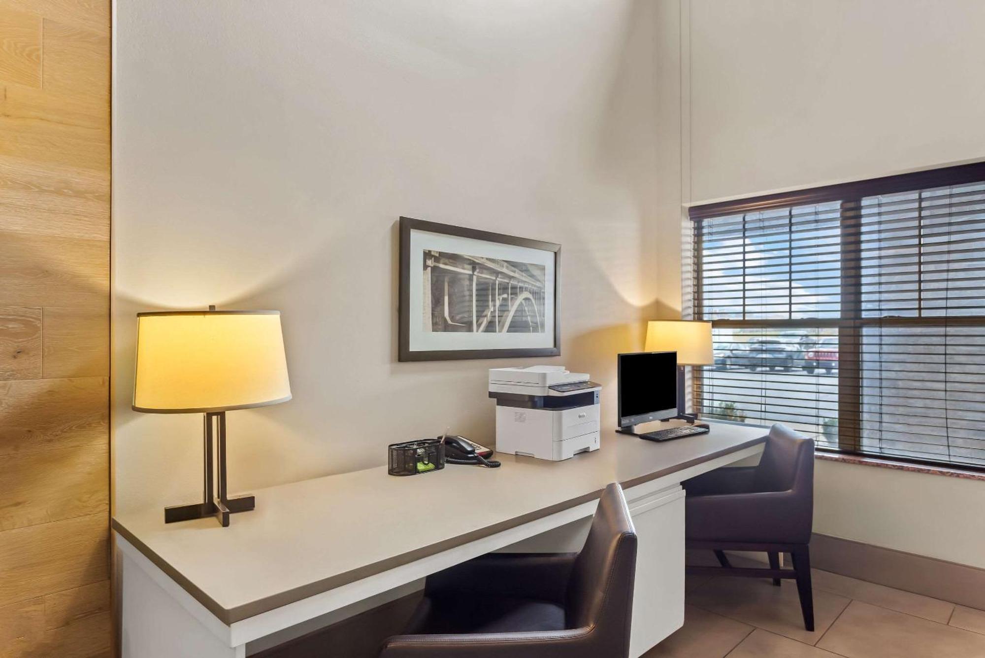 Country Inn & Suites By Radisson, Portage, In Esterno foto