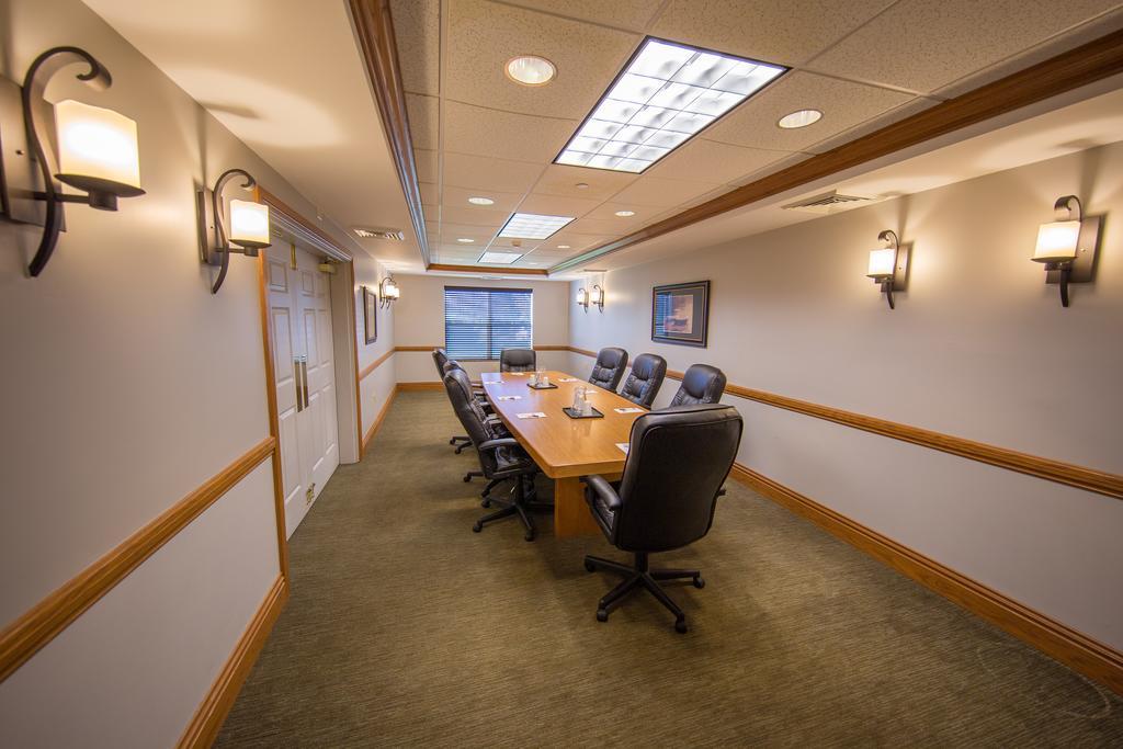 Country Inn & Suites By Radisson, Portage, In Esterno foto